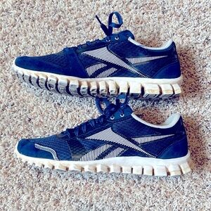 Reebok Men’s Realflex Optimal Running Shoes, Blue. Size 10